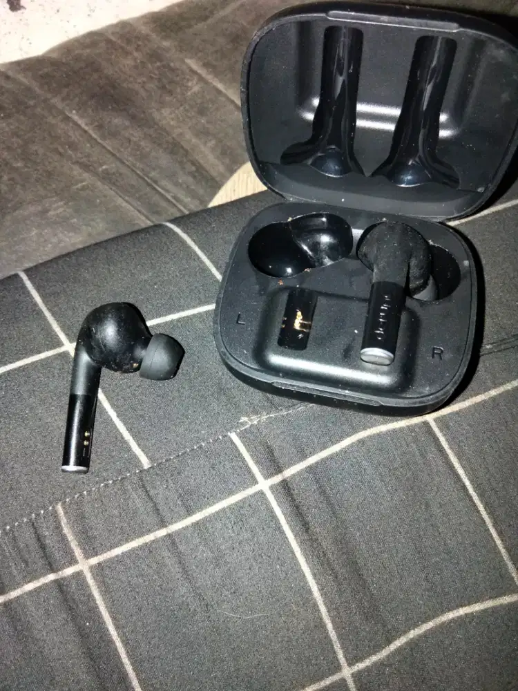 Headset bluetooth defunc true entertainment