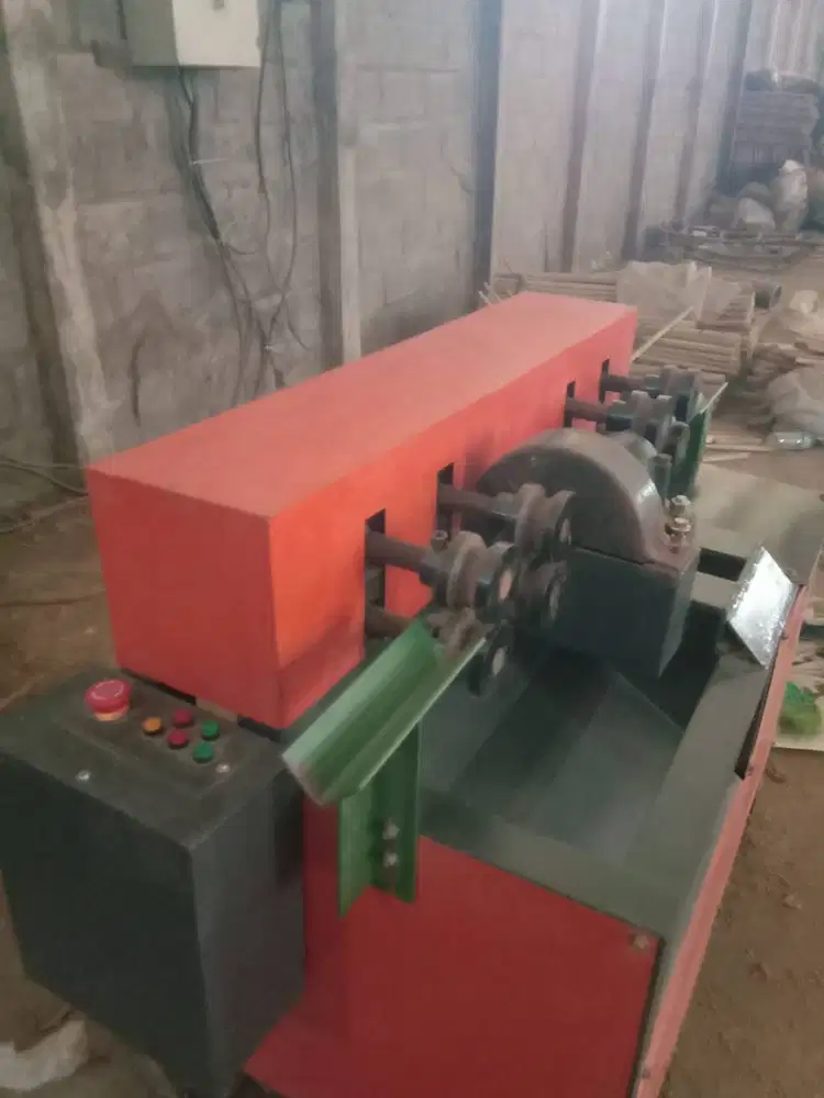 Mesin Dowel, kondisi masih seperti baru jarang digunakan