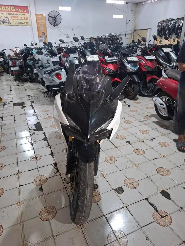 Honda CBR 250cc 2022 Hitam Putih