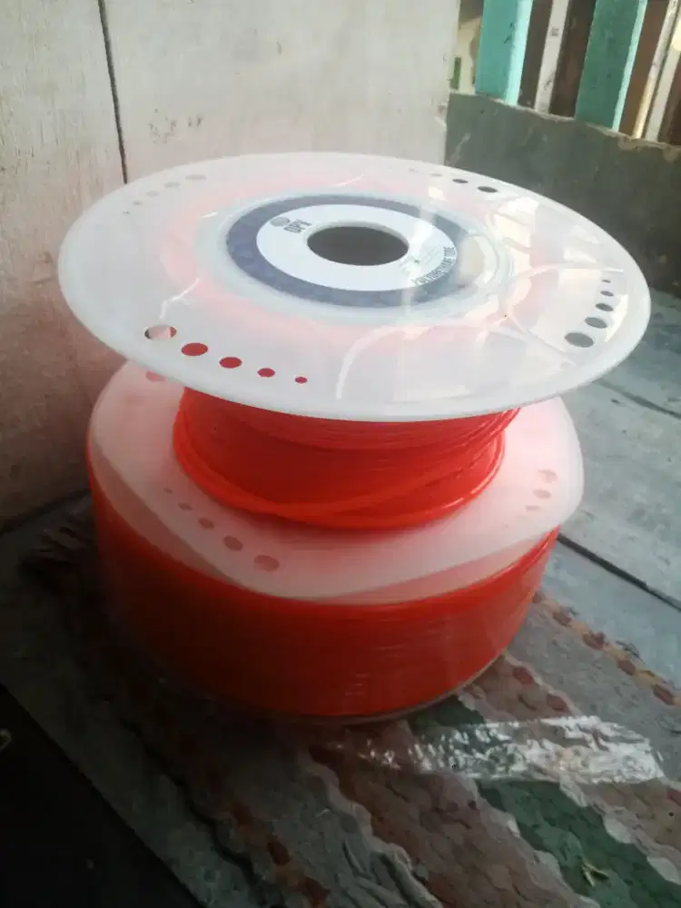 selang pu polyurethane ukuran 6mmx4mm(200 meter)dan8mm x4mm (100meter)