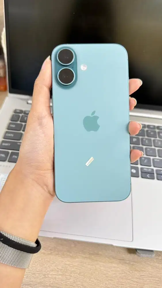 iPhone 16 128GB Teal