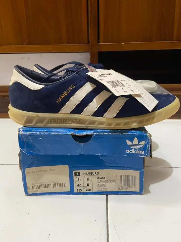 Sepatu adidas like new
