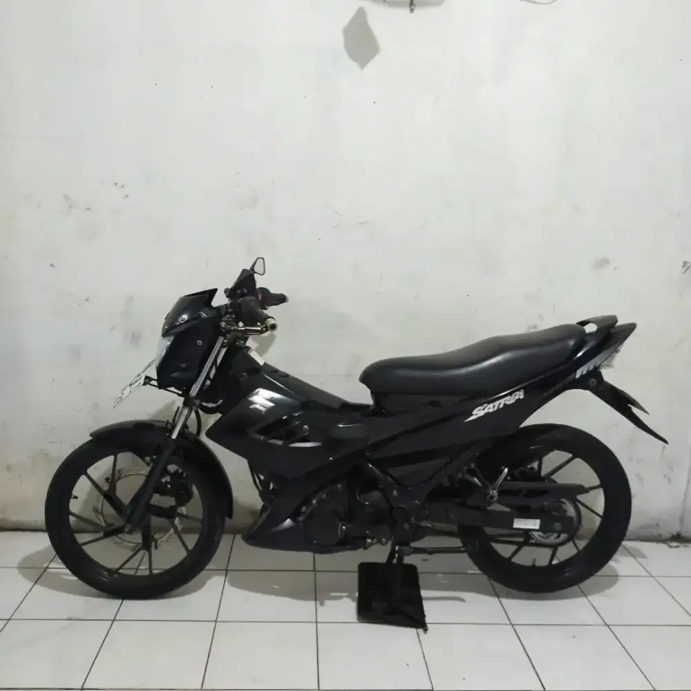 Suzuki Satria Fu Predator 2014 Lengkap Bagus