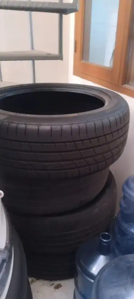 Ban accelera R21(ex BMW IX)