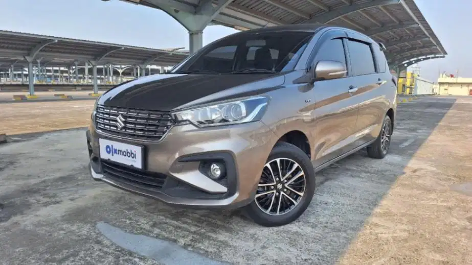 Suzuki Ertiga 1.5 GX Bensin-AT 2018 Abu