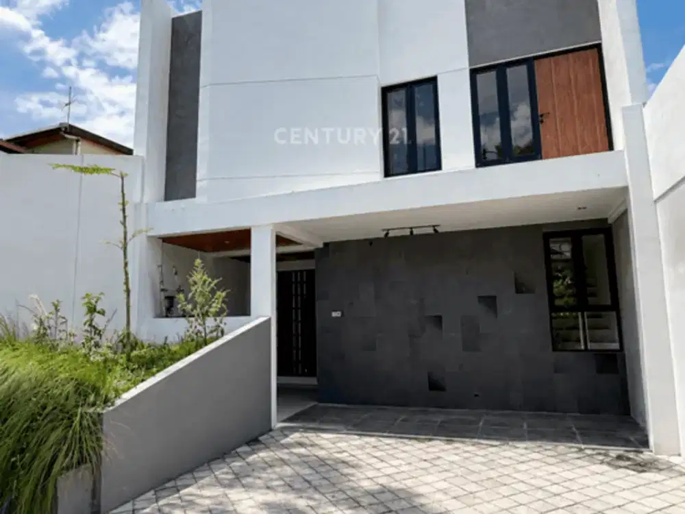 Rumah Minimalis 2 Lantai Di Candi Gebang Dekat FE UII Siap Huni
