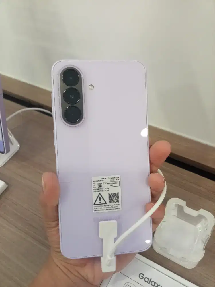 Samsung galaxy A378/256Gb
