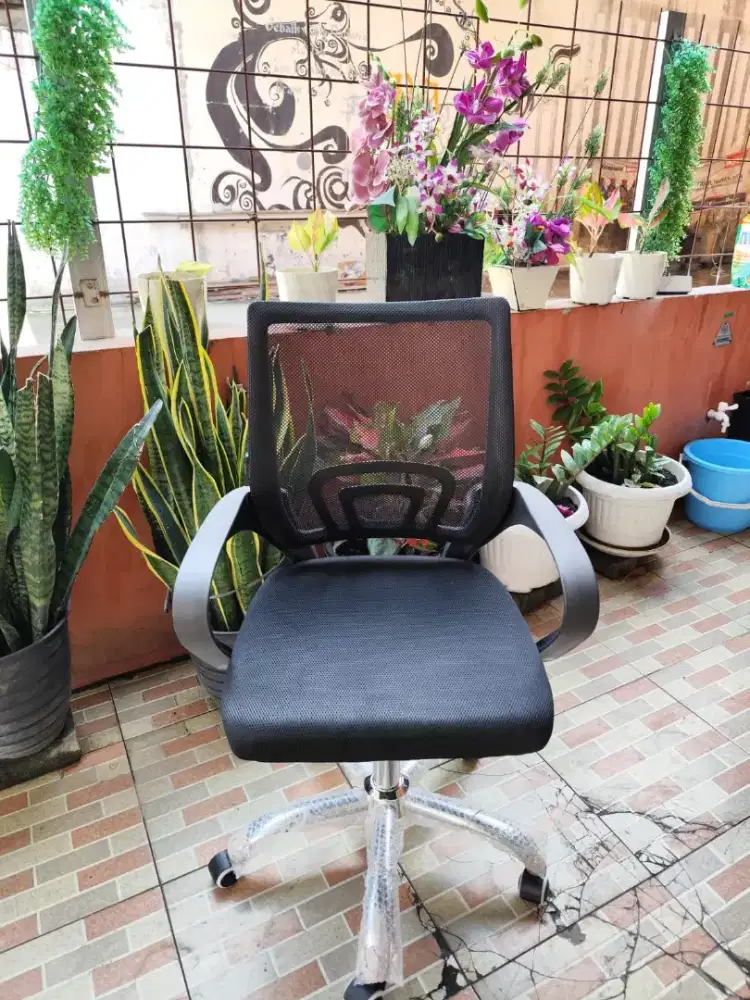 KURSI KANTOR HIDROLIK