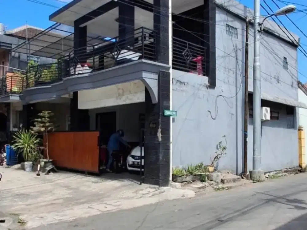 Rumah Kantor 6 Kamar Tidur Dijual di Pedungan, Denpasar Selatan