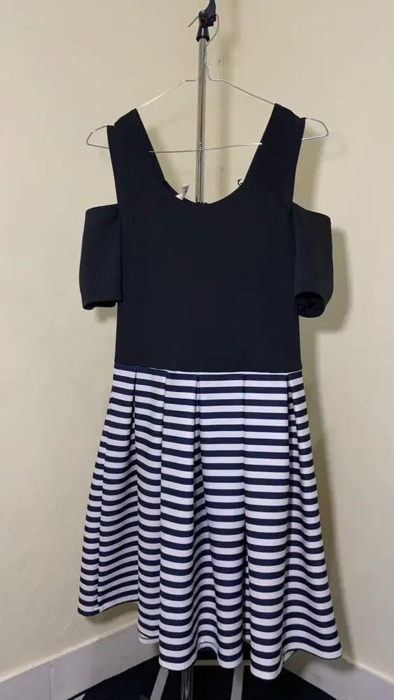 Dress Sabrina - Size M
