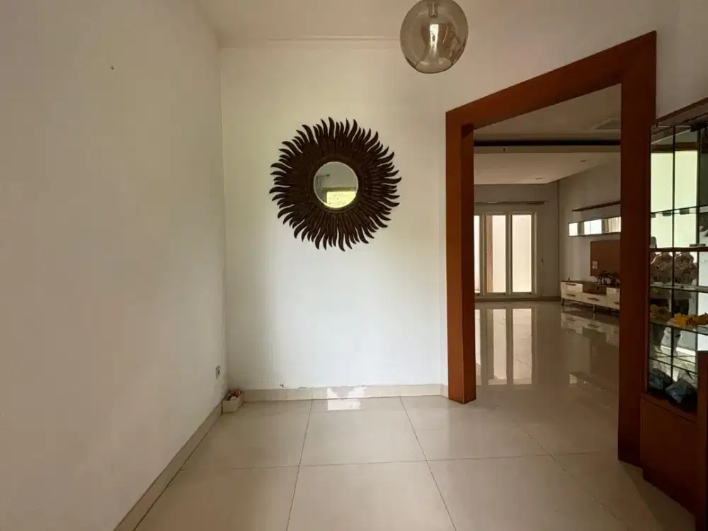 Hunian Cantik Bangunan Mandiri Berlokasi di Sutera Onyx