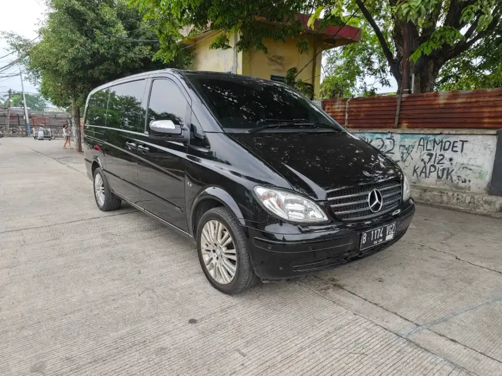 Mercedes benz v350 ambiente 2011pmk hitam matic tiptronic