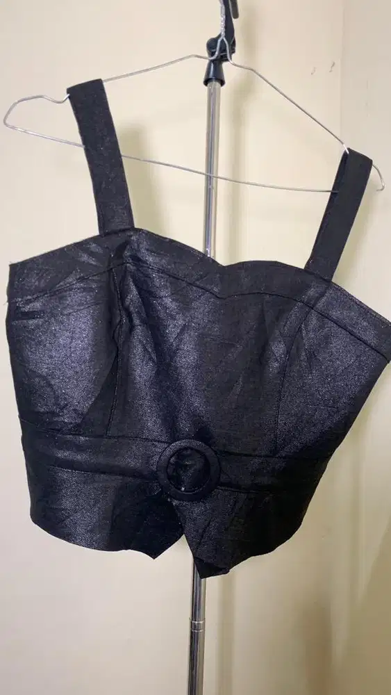 Atasan Tanktop Crop
