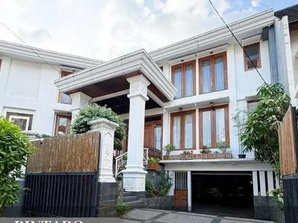 Dream Home di Bintaro, Split Level Design dengan Private Pool & Entertainment Room, Harga Menarik 9.5M