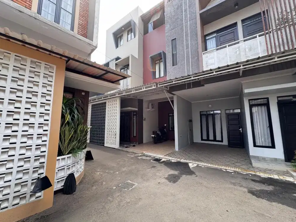Rumah Full Furnish di Cozy House 2 Srengseng Sawah , Jagakarsa Jakarta Selatan
