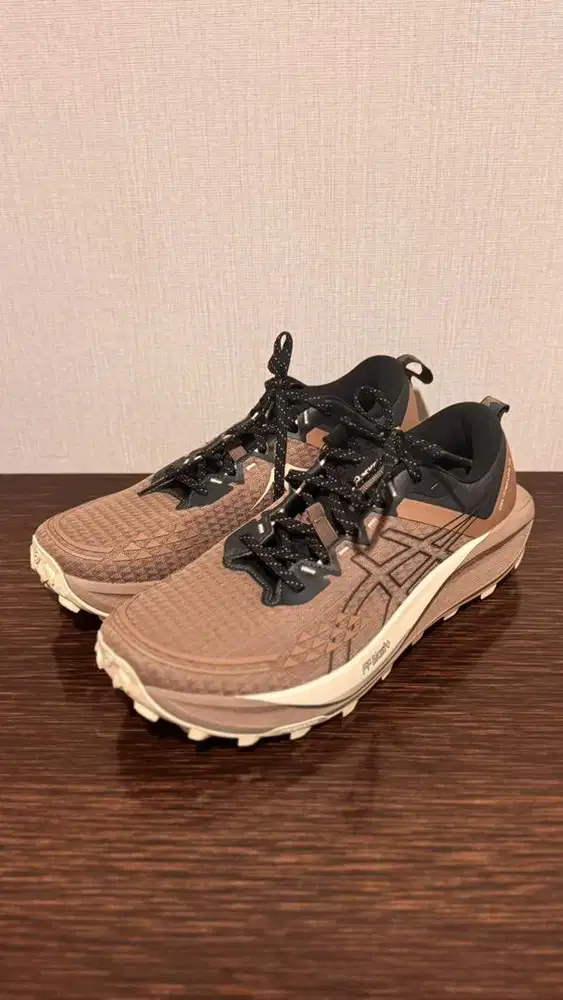 ASICS GEL-TRABUCO 13 TAUPE GREY