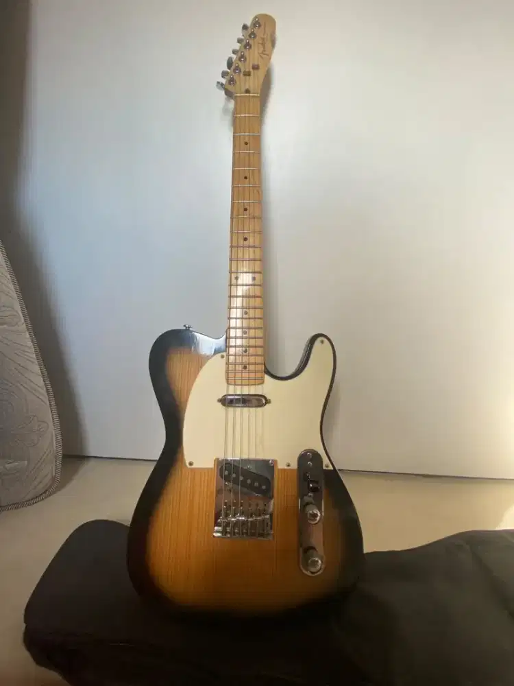 Gitar Fender Telecaster gurih dan mulus tt/bt hp DLL masuk dulu aja