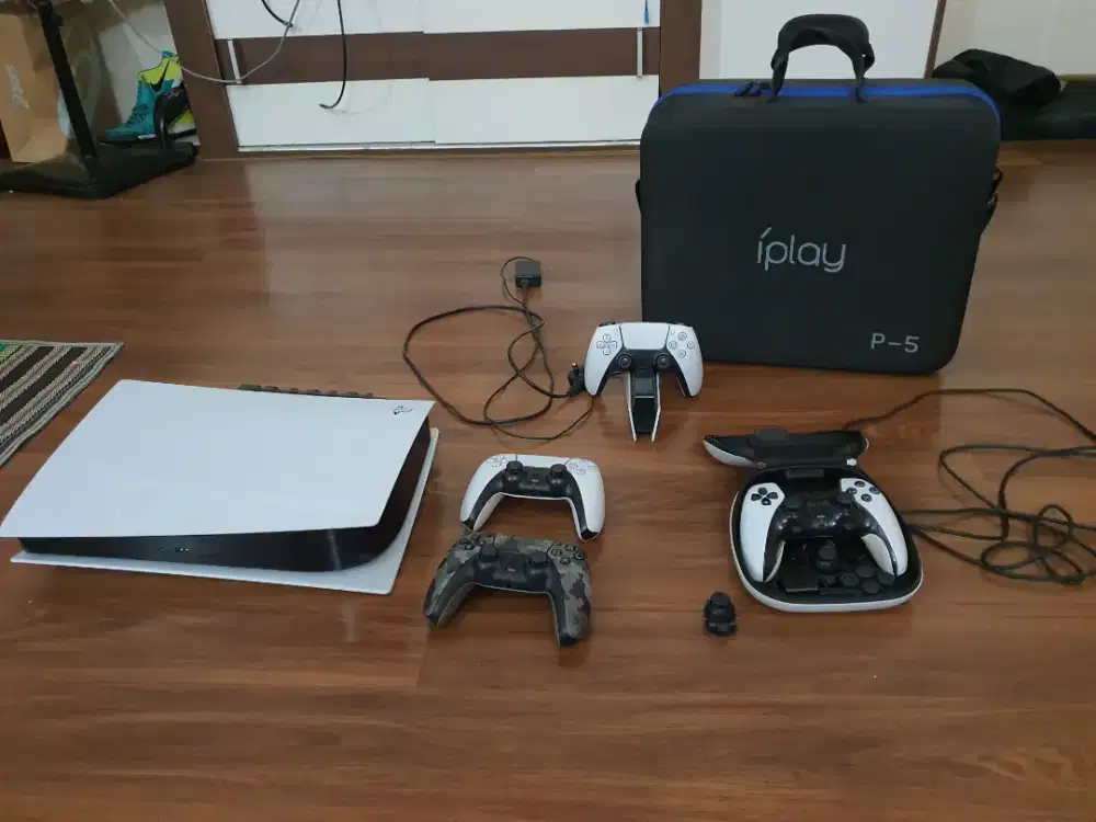 Dijual cepat bundle PS5 + dualsense edge controller dll