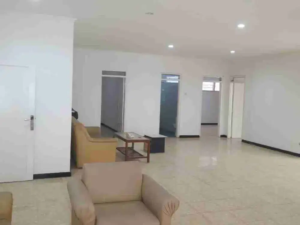 Rumah Siap Huni di Blok S Kebayoran Baru Jaksel