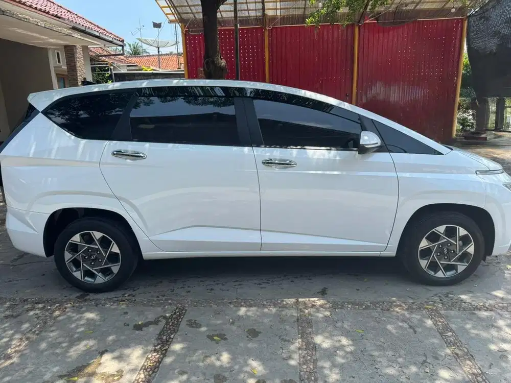 Hyundai Stargazer Prime 1.5 tahun 2023