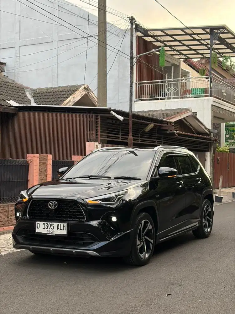 TOYOTA YARIS CROSS GR S-HEV 2024