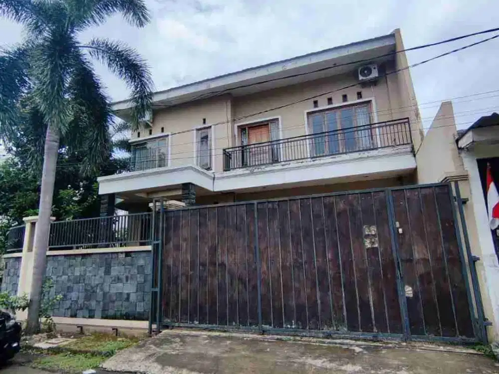 Dijual rumah posisi hook 
Vila Melati Mas, Serpong Utara
Tangsel
