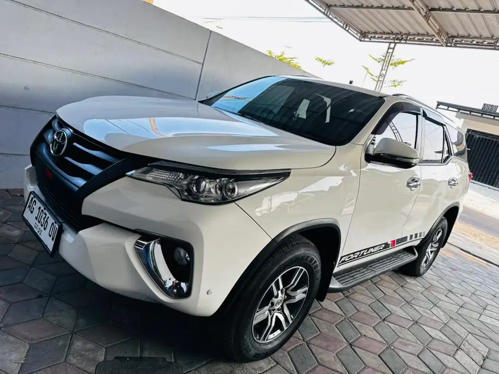 Fortuner VRZ 2017 MT putih TRD s Diesel manual bio solar vortuner