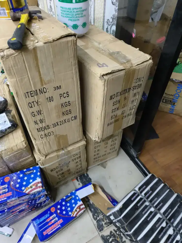 Butuh segera admin penjualan, Helper, sopir