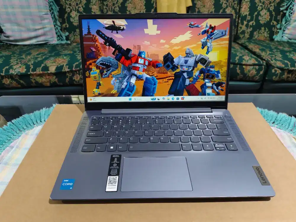 laptop lenovo ideapad slim 3 14IRU8 model terbaru