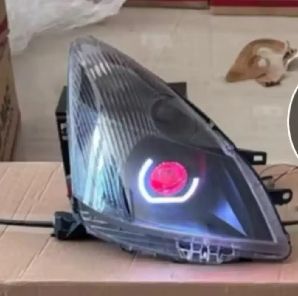 Custom biled headlamp . Di jamin terang