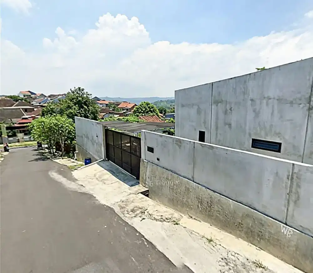 TANAH BONUS BANGUNAN CANDISARI MANYARAN NGALIYAN