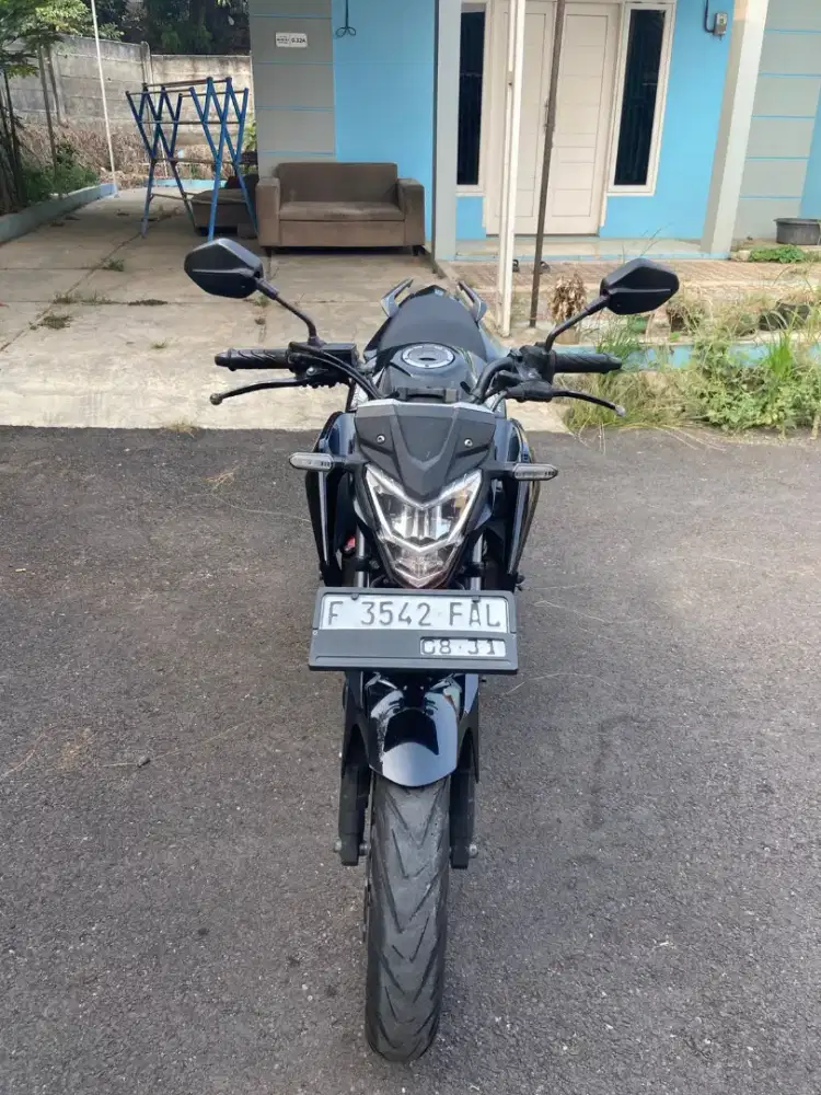 Di jual motor cb 150R