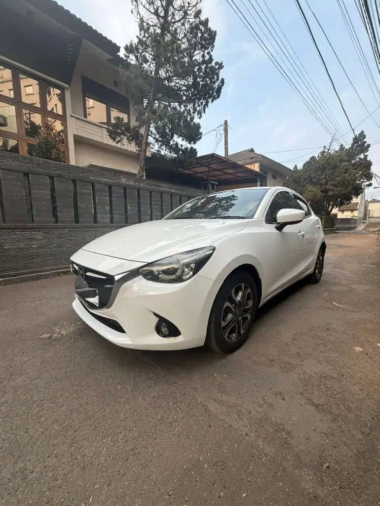 Mazda 2 2015 matic