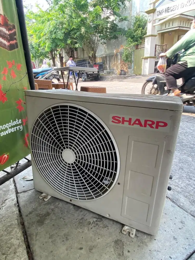 AC Outdoor Sharp Bekas Bagus