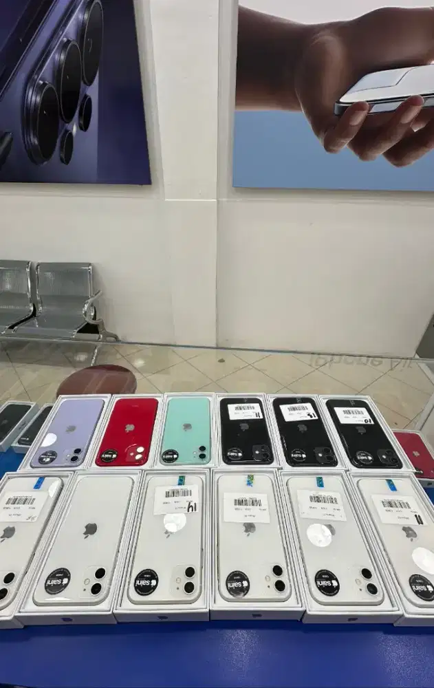 IP 11 128GB Second Like New