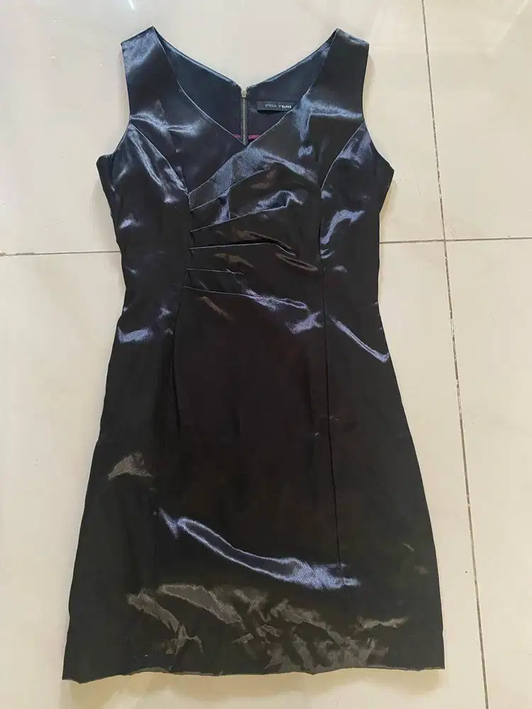 DRESS HITAM - ETOILE D ELFAS – SIZE L – PRELOVED