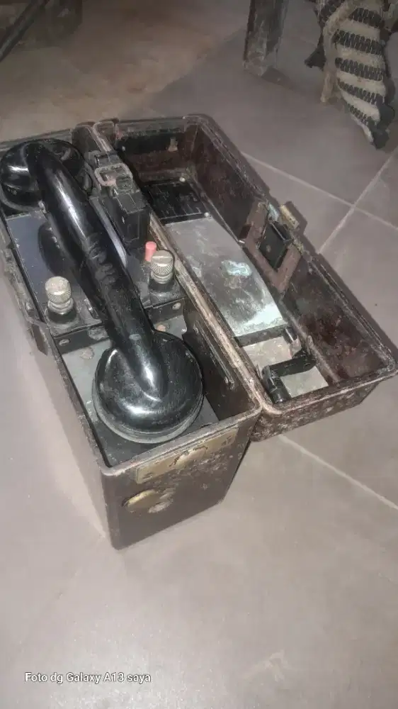 Telepon jadul perkebunan