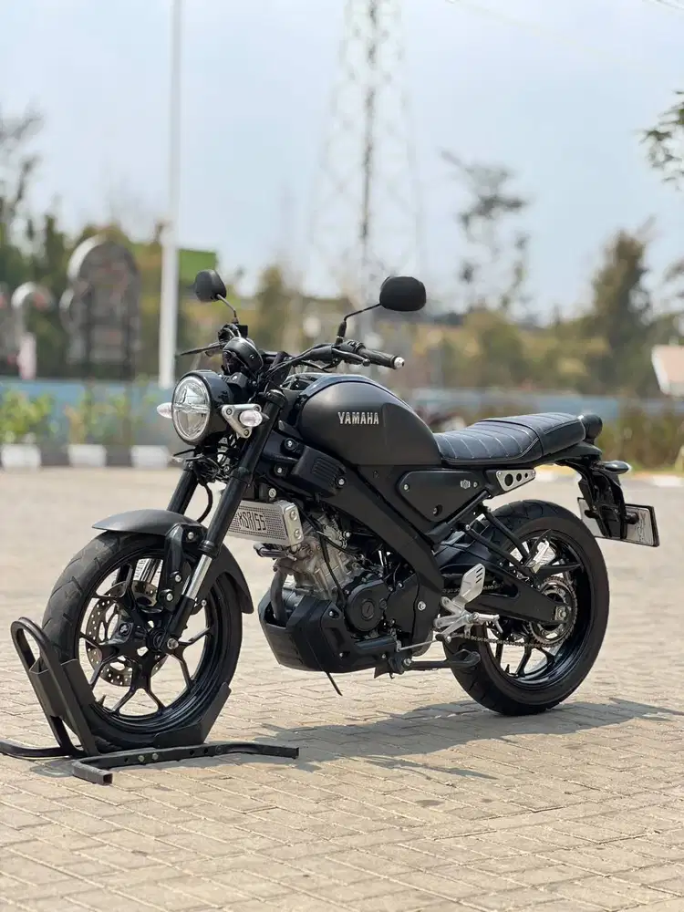 YAMAHA XSR 155 2022 HITAM KM RENDAH PAJAK PANJANG FULL MULUS