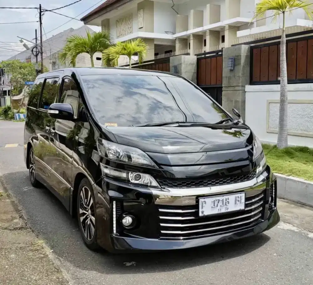 Toyota vellfire Gs sporty at th 2014