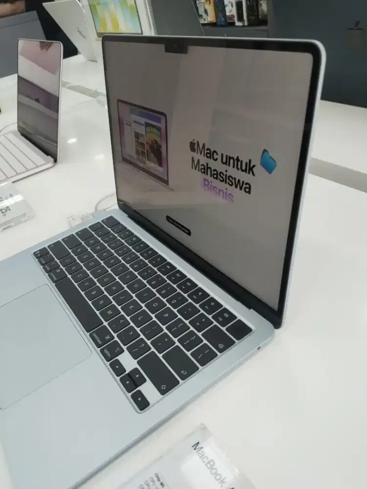free 2 kali cicilan macBook air