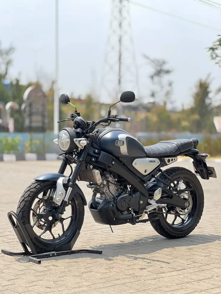YAMAHA XSR 155 2022 BIRU KM RENDAH MULUS SIAP RIDING