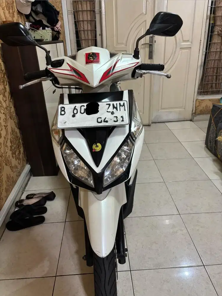 Dijual motor pemakaian pribadi/ Pajak on panjang
