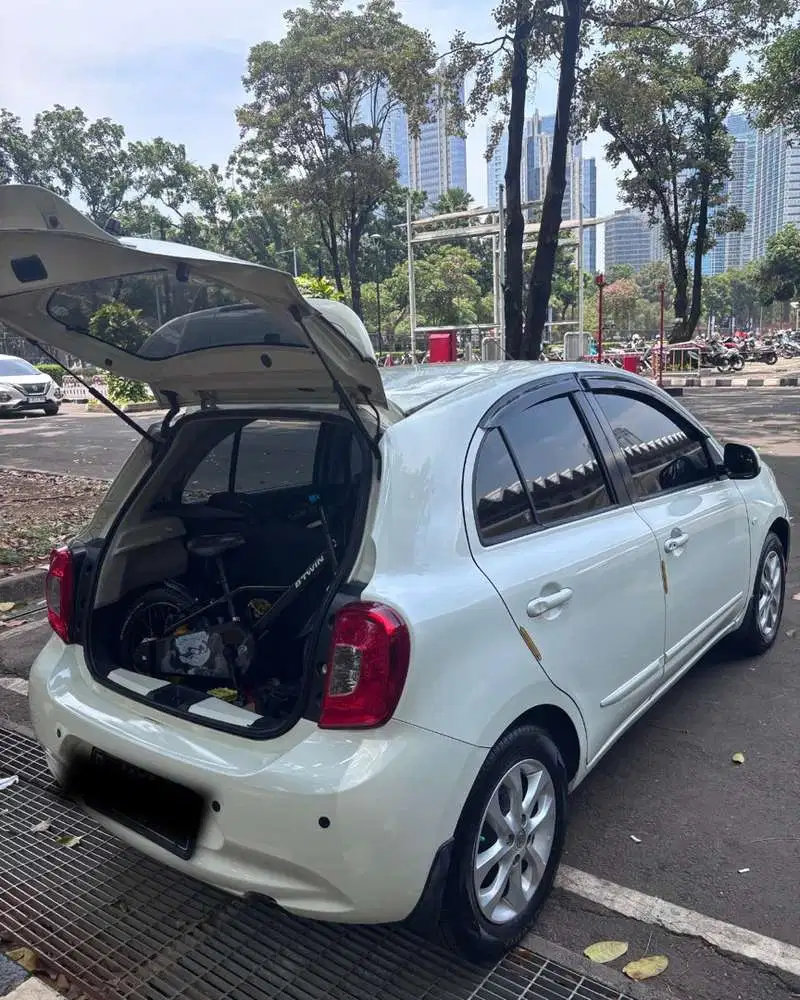 Nissan March 2014 Bensin