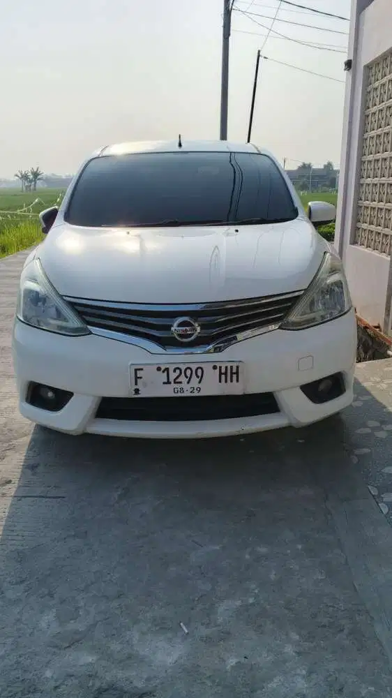 Nissan Grand livina 2014 Bensin
