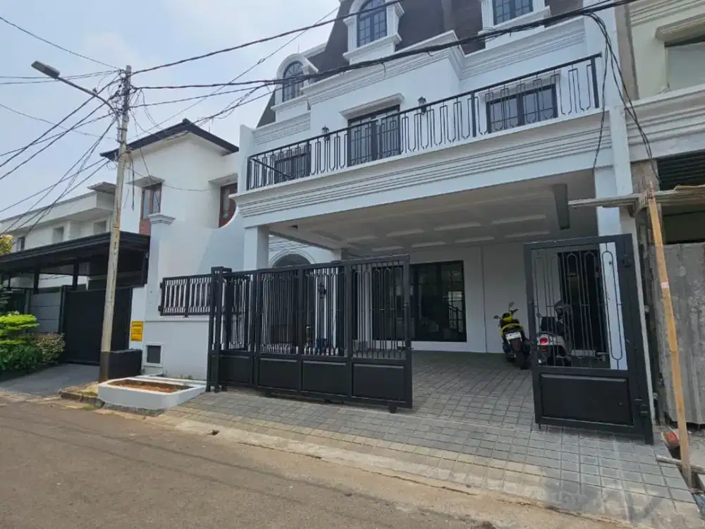 DIJUAL RUMAH BANGUNAN BARU CLASSIC MODERN PONDOK INDAH JAKARTA SELATAN