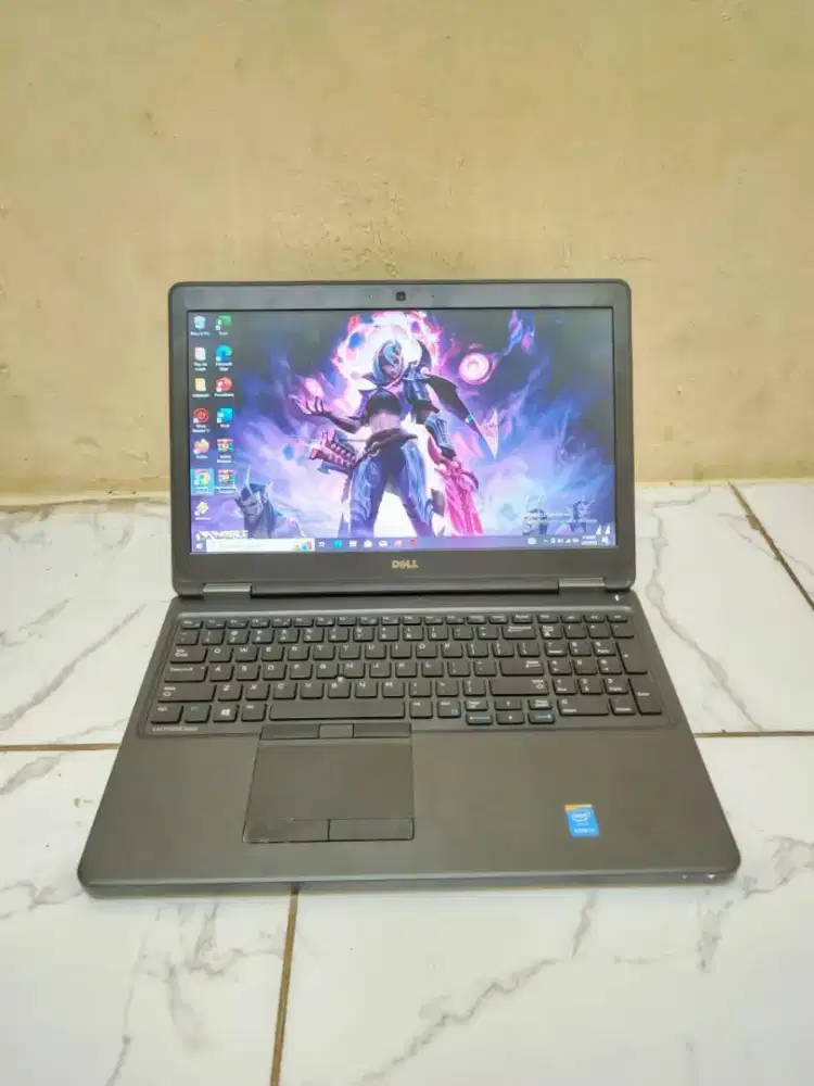 DELL LATITUDE E5540 CORE i5 GEN 4 RAM 4GB HDD 1TB