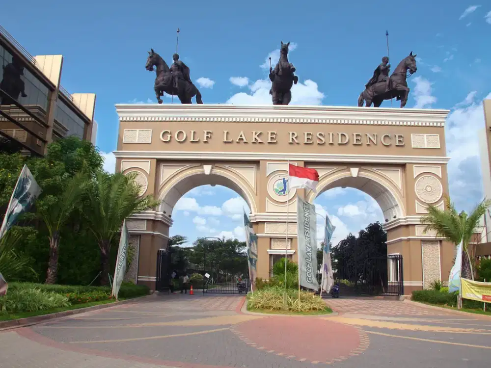 Dijual Rumah Golf Lake Residence