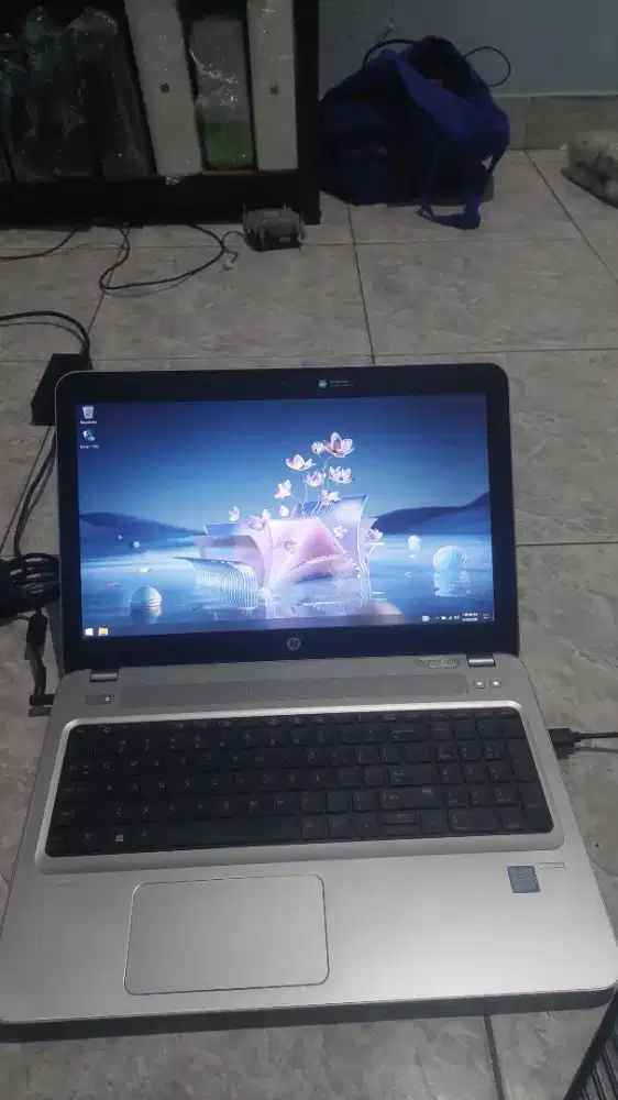 Jual cepat laptop hp probook 450 g4 i5 gen 7, ram 4gb, ssd m.2 128
