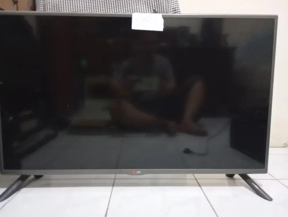 Televisi LG 39 inchi