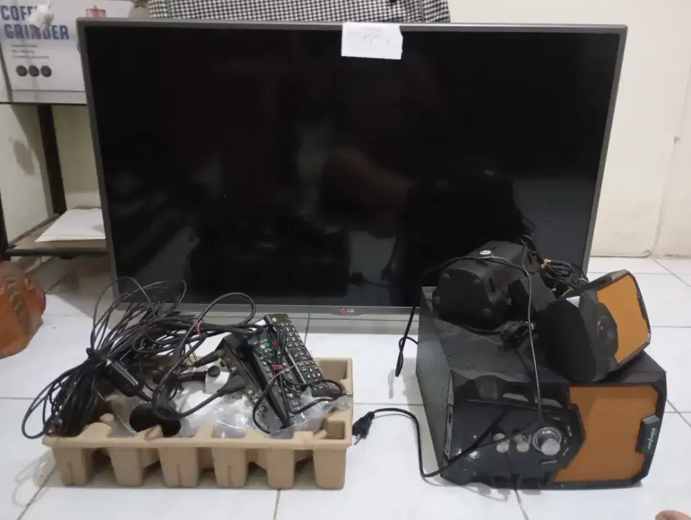 Televisi LG 39 inchi